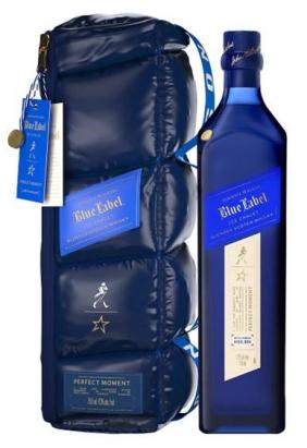Johnnie Walker - Blue Ice Chalet